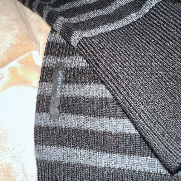 Icebreaker Striped Crew Neck Sweater - Black and Gray - Picture 2 of 7